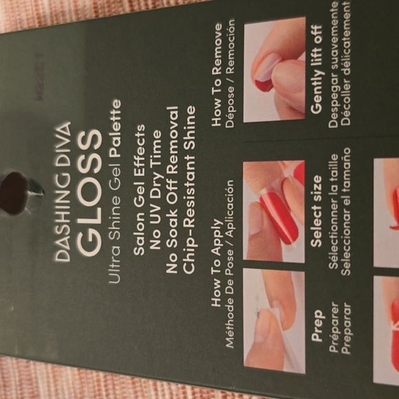 DASHING DIVA GLOSS ULTRA SHINE GEL PALETTE NAIL STRIPS " HOLIDAY AFFAIR" - Picture 3 of 3